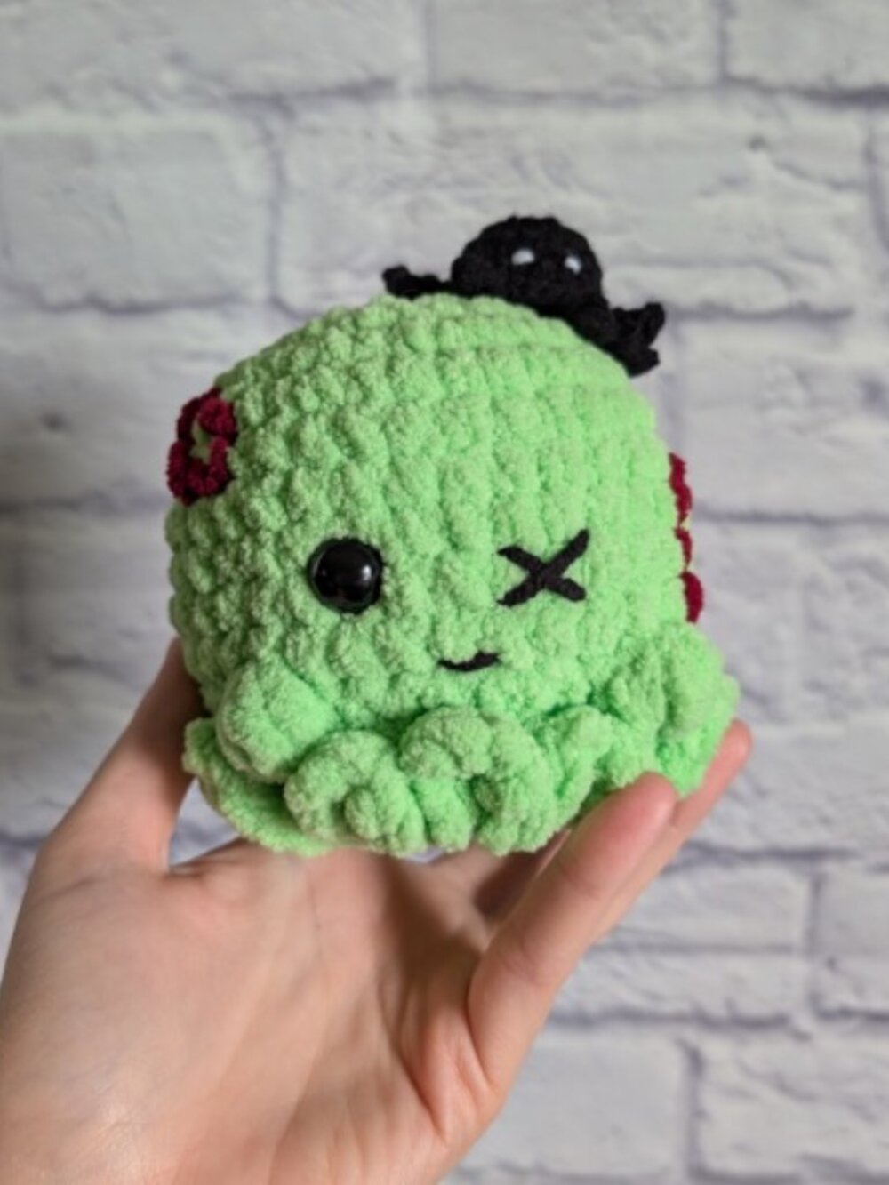 Handmade Crochet Zombie Ghost Plush Green Halloween Spider Spooky Decor